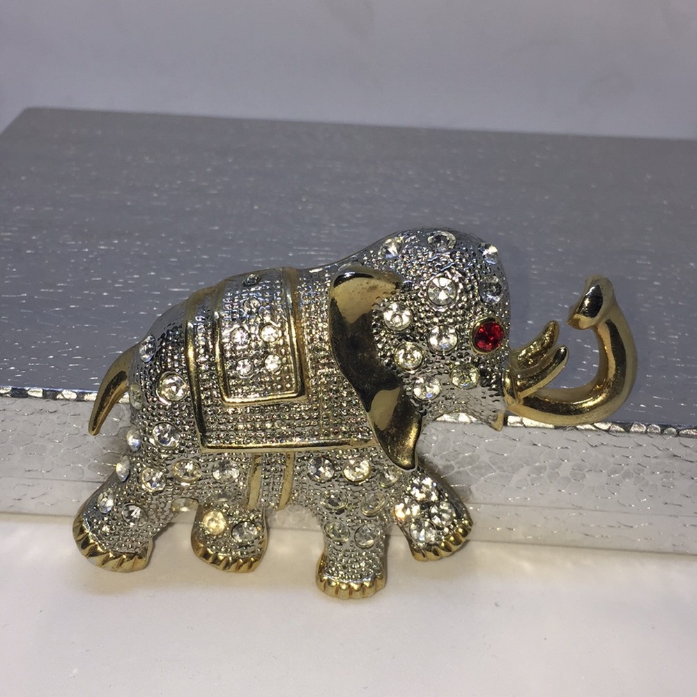 Ladies Absolutely Sensational Gold Elephant - Picture 4 of 4